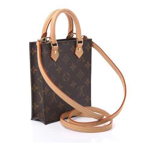 le plus petit sac louis vuitton prix|Louis Vuitton monogram sac plat.